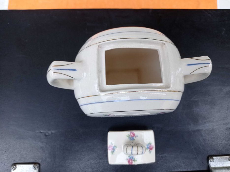 Porcelana, pote com tampa, lembrança de Fatima