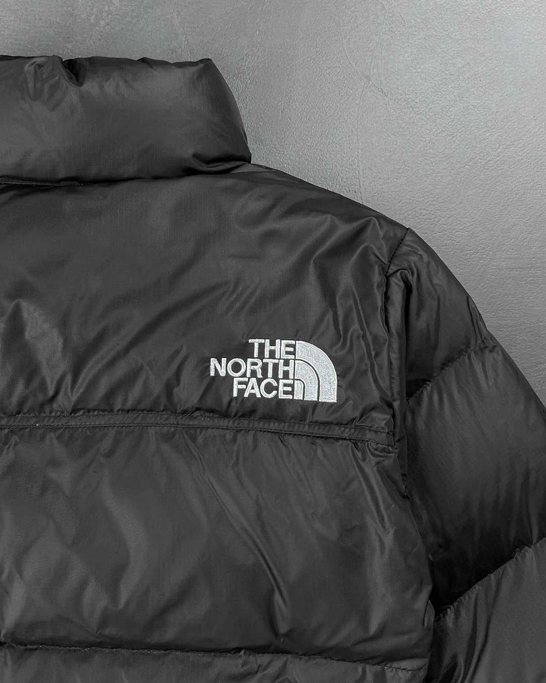 Пуховик The North Face Women’s Nuptse Short Jacket Black