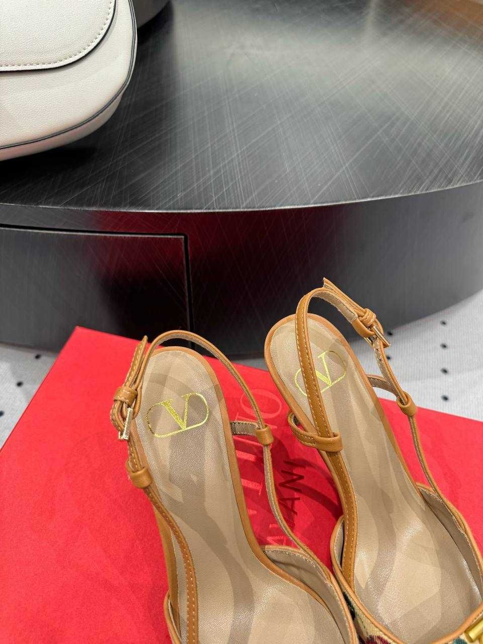 Szpilki Valentino Hit 2025 Cherry! Premium, pudełko+woreczek 36-41