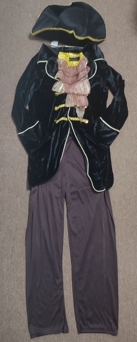 Карнавальні костюми