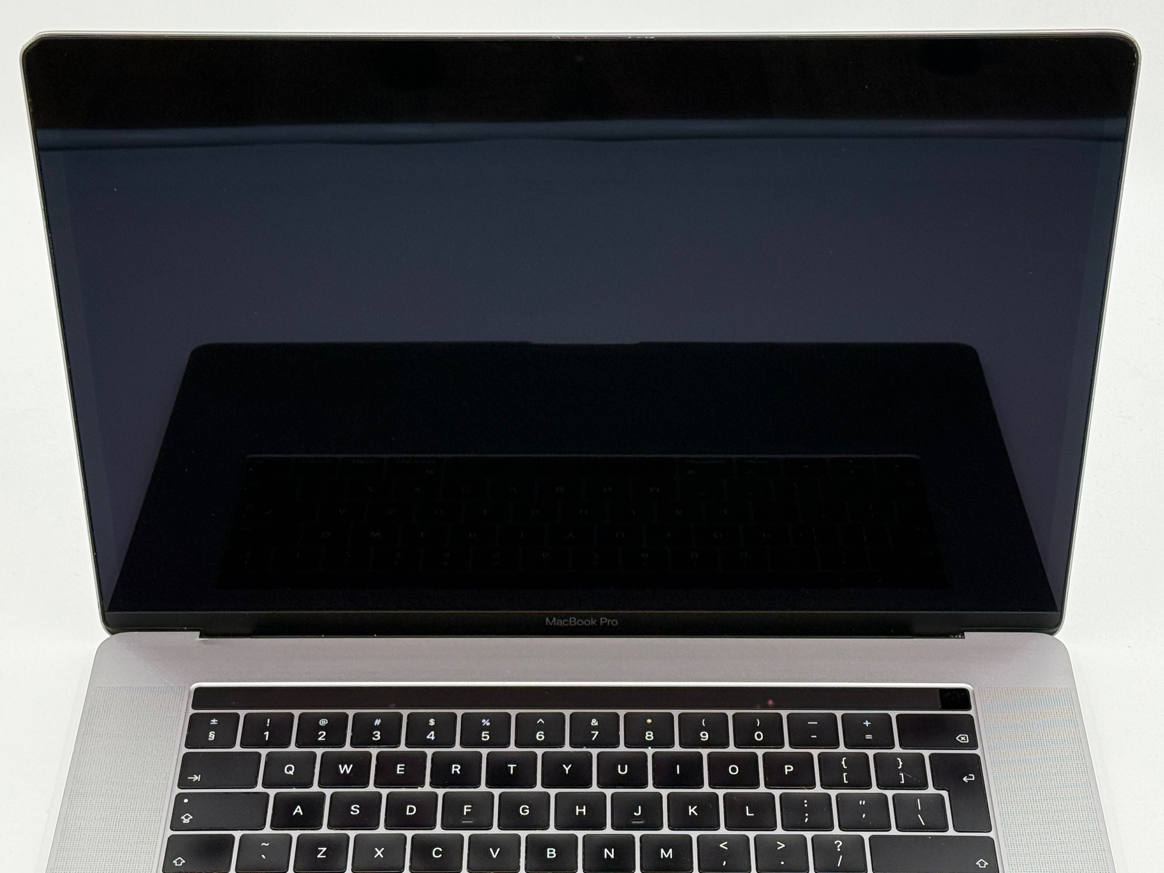 Laptop Apple Macbook Pro 15 2018 i7 32GB 512GB PRO560X A1990