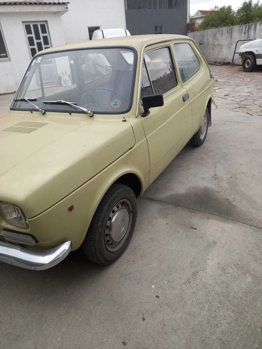 Fiat 127 pronto a circular 1975