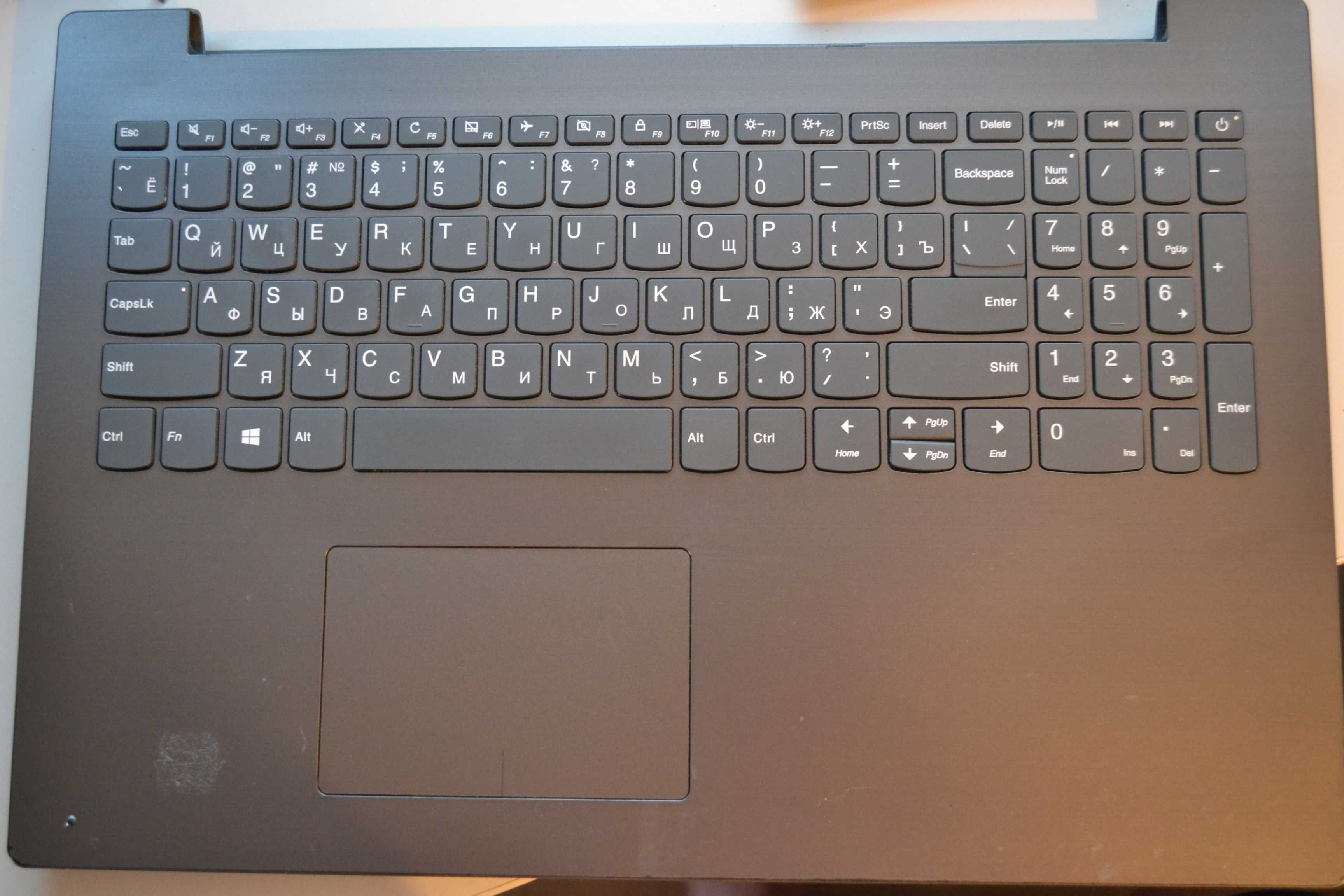нижня кришка Lenovo IdeaPad 15.6” 320-15 з клавіатурою та трекпадом
