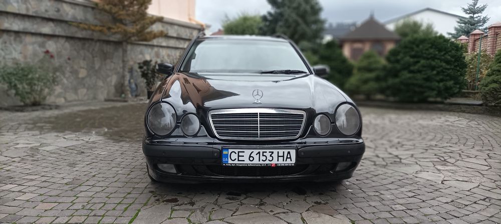 Mercedes Benz W210