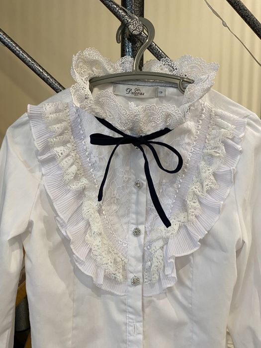 Шкільна форма для дівчинки