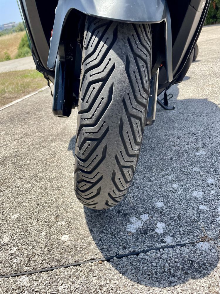 SYM Joymax 300i Z | Conforto, Potência e Economia