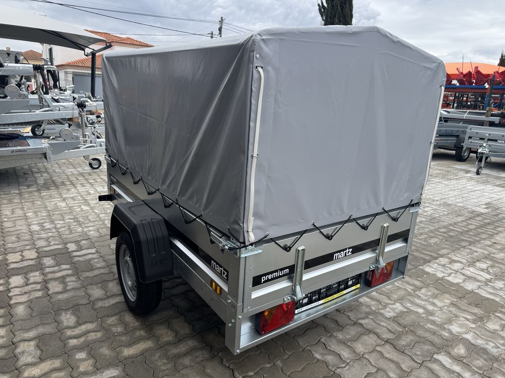 ATRELADO /REBOQUE MARTZ Premium 201 + lona de cobertura NOVO