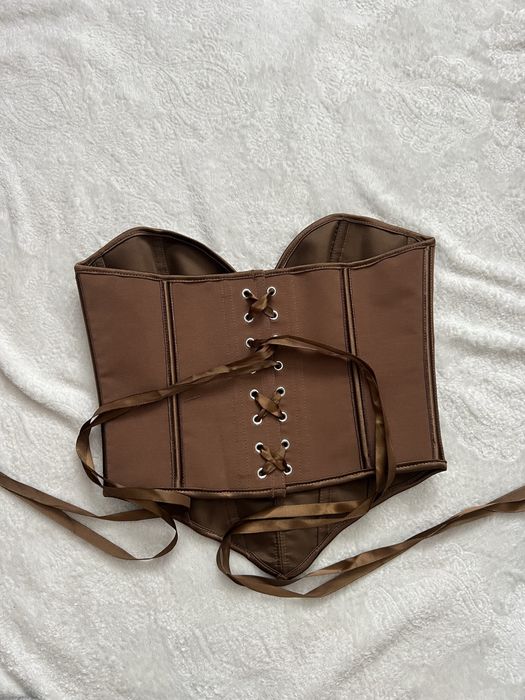 Корсет-топ у формі серця