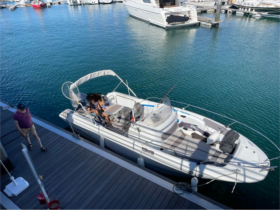 Jeanneau Cap Camarat 7.5 CC 250 cv