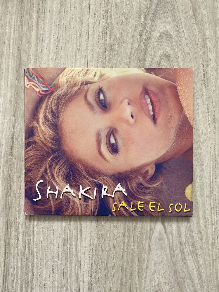 Płyta muzyczna CD Shakira Sale El Sol