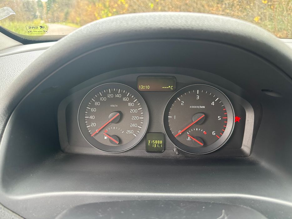 Volvo v50 2011 року 1.6 d2