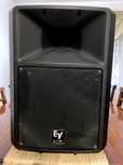 Electro voice  par colunas activas