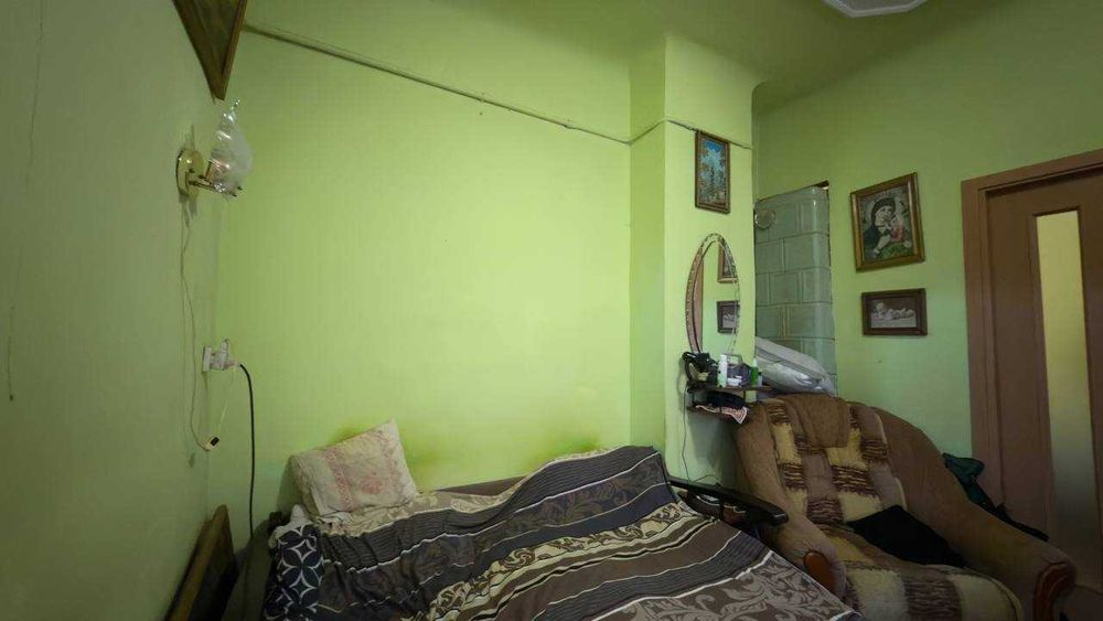 Продаж 2-кім квартири по вул. Б. Хмельницького.