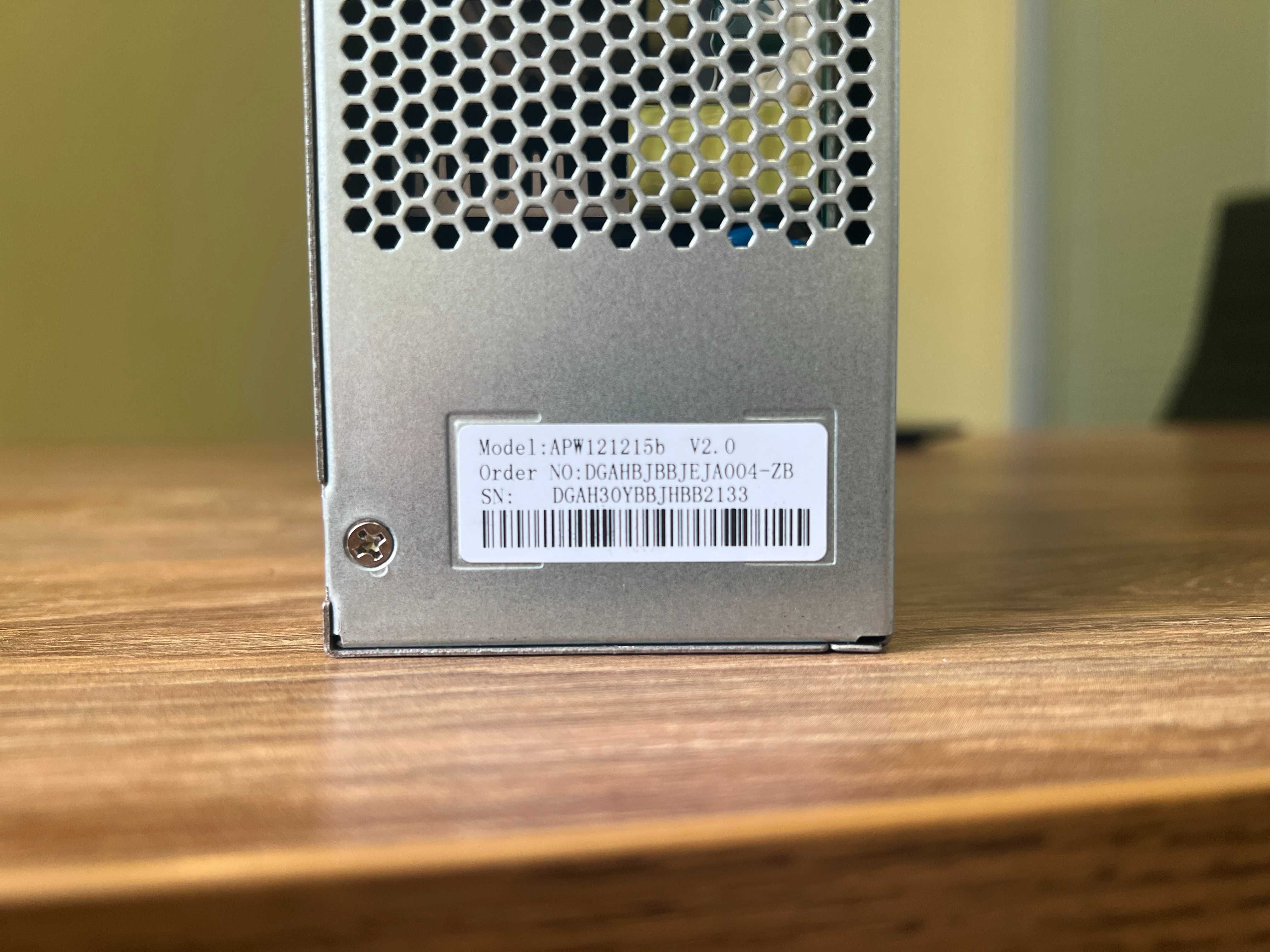 Оригінал! NEW Блоки живлення BITMAIN APW12 12-15v для S19, T19, L7
