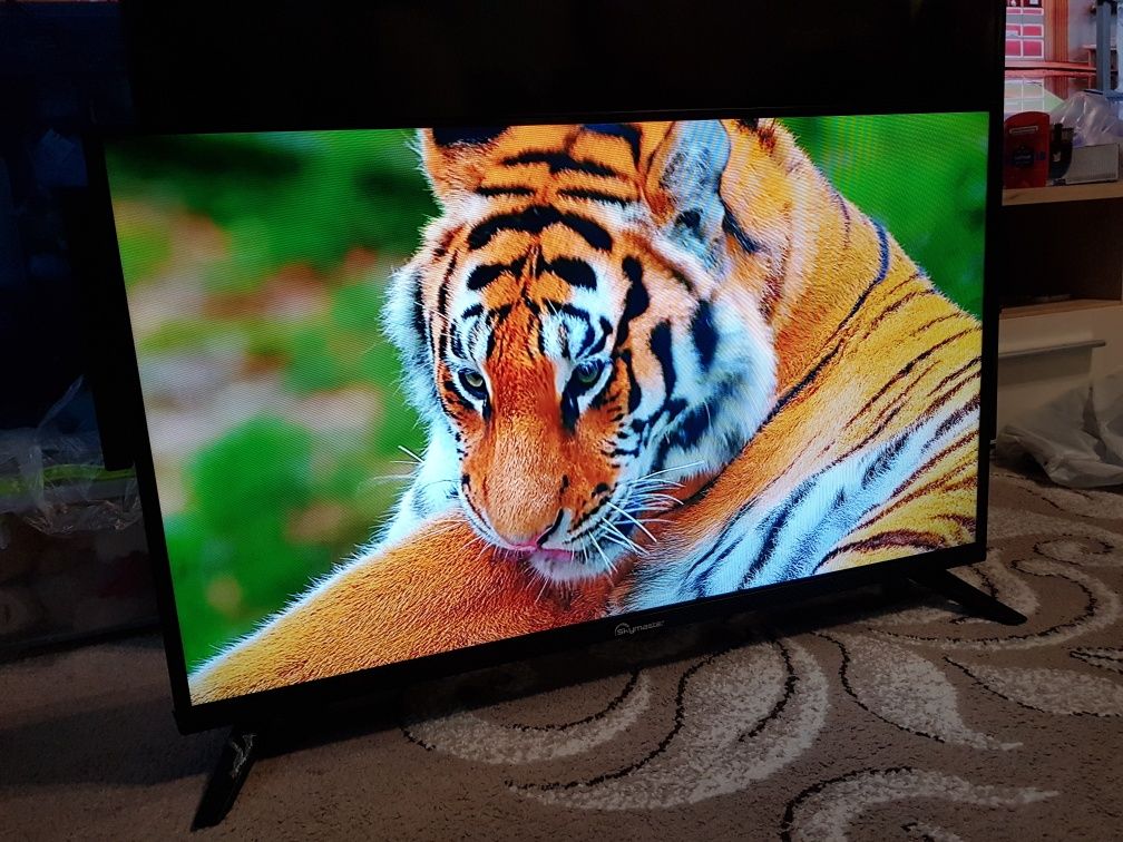 Телевізор 32" LED T2