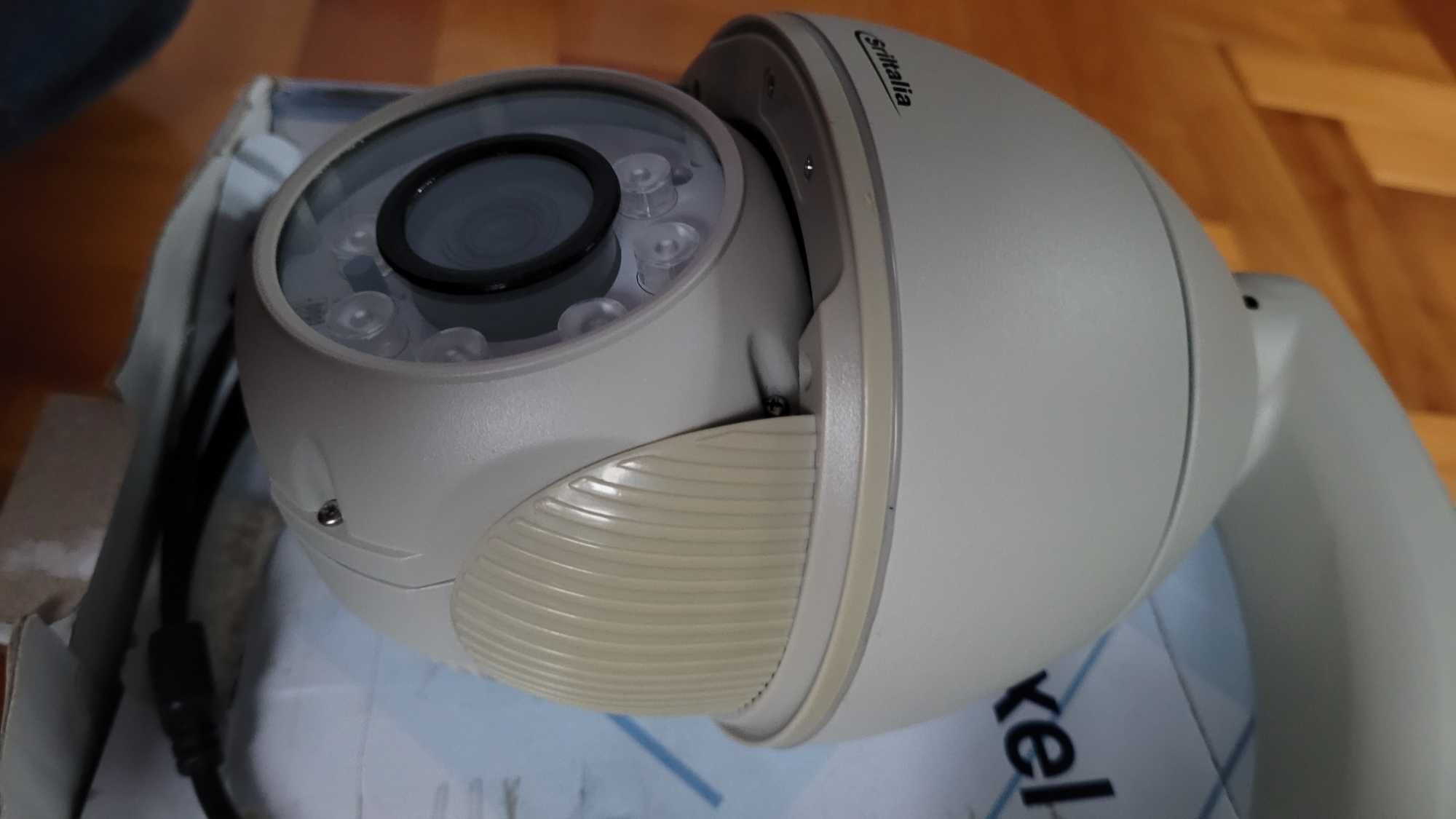 Zewnętrzna Kamera IP obrotowa PTZ 1,3MP