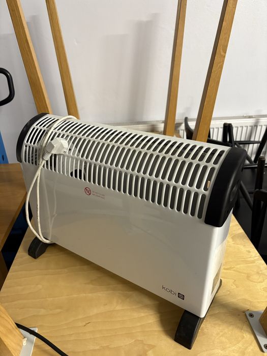 Grzejnik Konwektorowy Kobi 2000W turbo bialy 2szt.