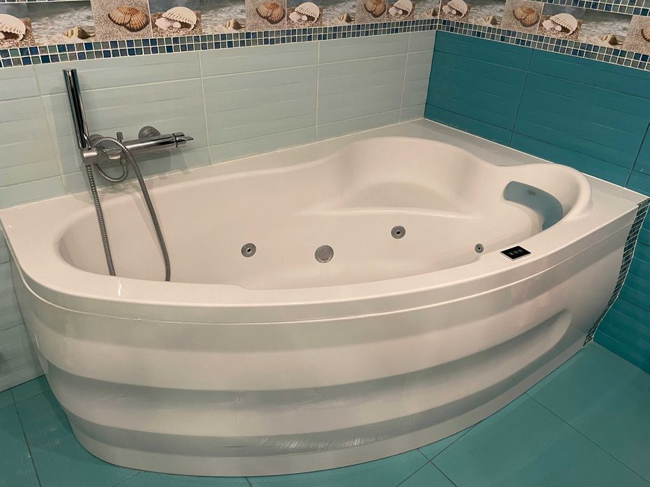 Wanna Sanplast asymetryczna z hydromasażem 100cmx160cm