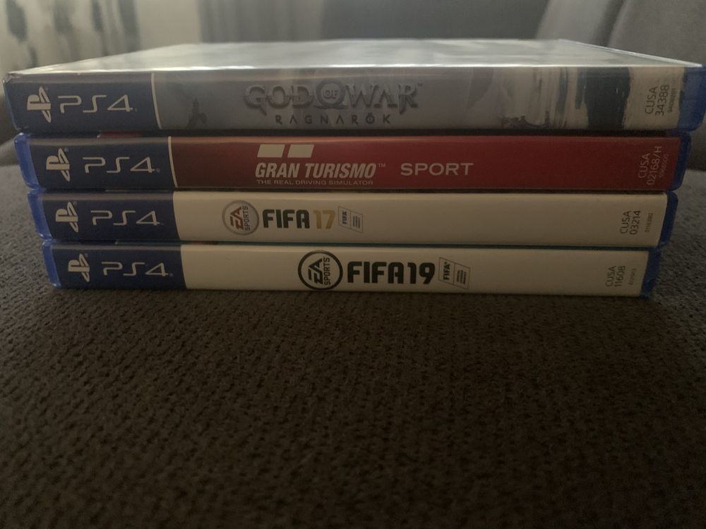 Jogos PS4 como novos