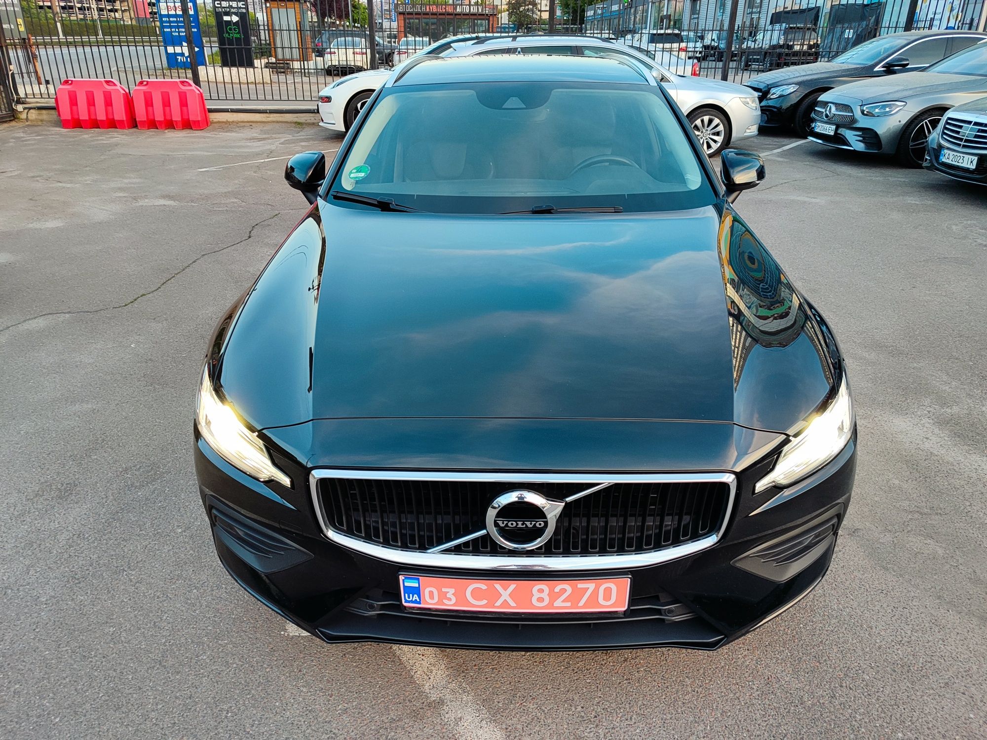 VOLVO V60 2,0 D4 8-ст автомат ІДЕАЛ з Німеччини