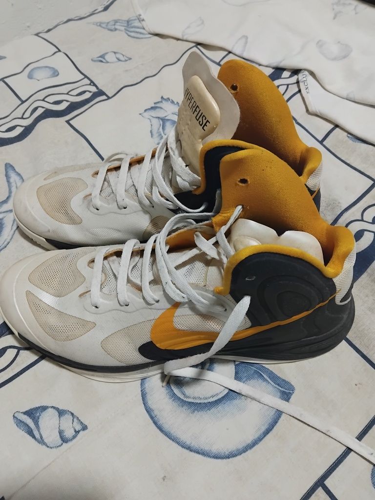 Ténis bota Nike 45
