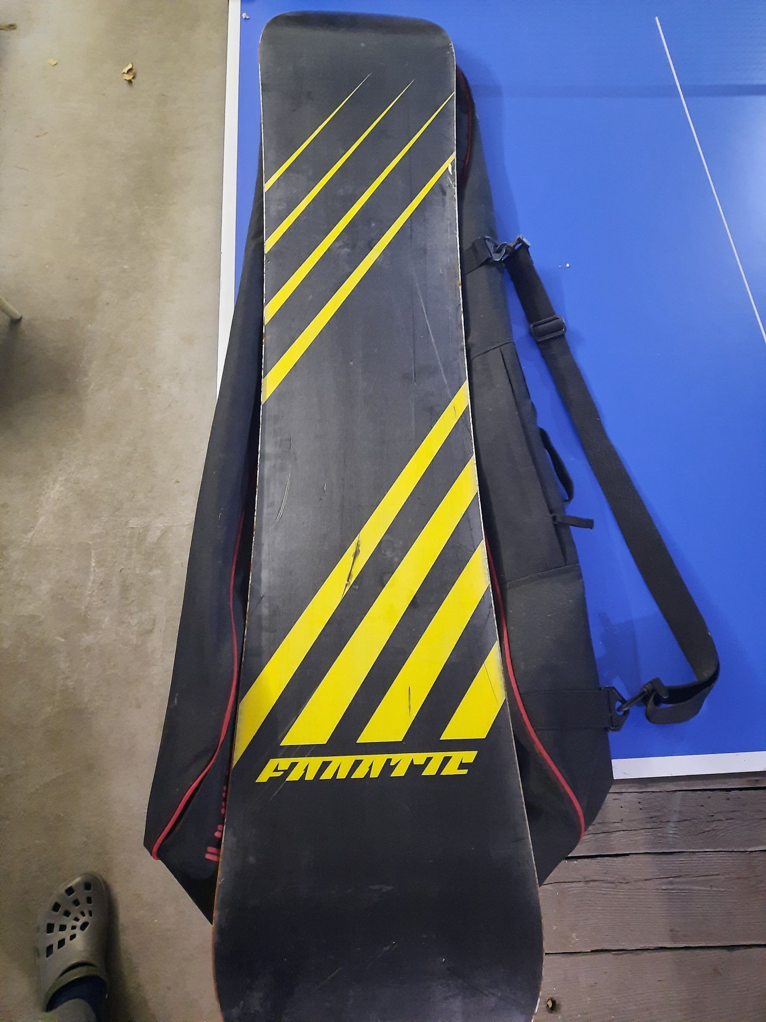 Sprzedam snowboard fanatic big shot 157 wide + wiązania SP