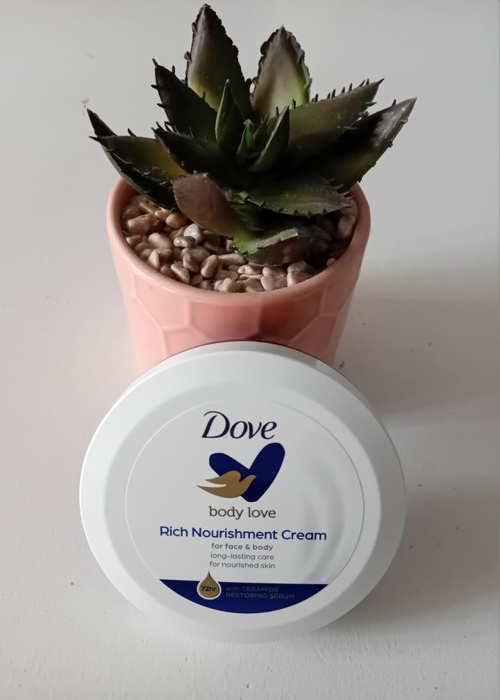 Krem Dove Rich Nourishment