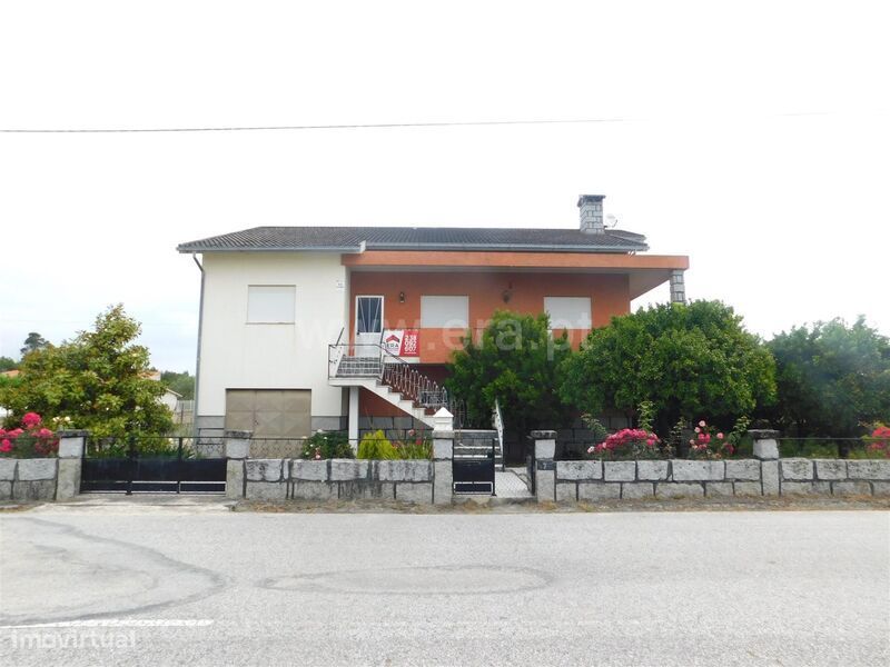 Moradia T4 / Oliveira do Hospital, Seixo da Beira