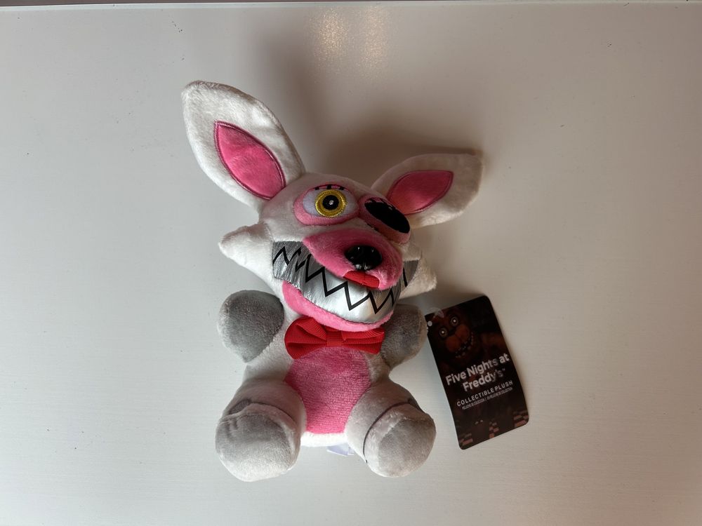 Peluche Foxy Five Nights at Freddy’s novo