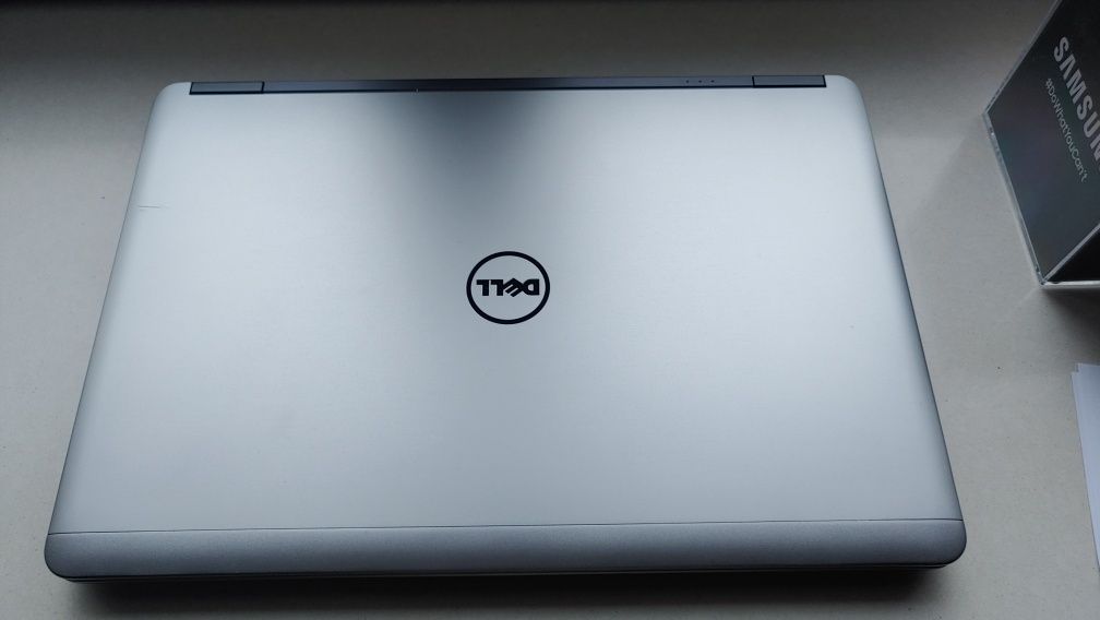 Laptop DELL Latitude E7440 i5-4300UCPU 1,9GHz 256GB HDD