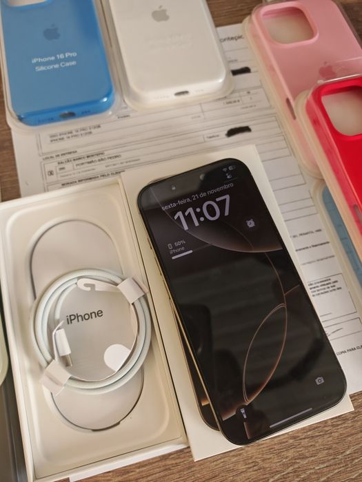 iPhone 16 Pro  6.3" 512GB Natural Titanium Seminovo C/Garantia