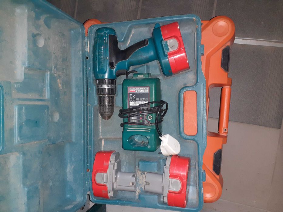 Wkrętarka Makita 8390