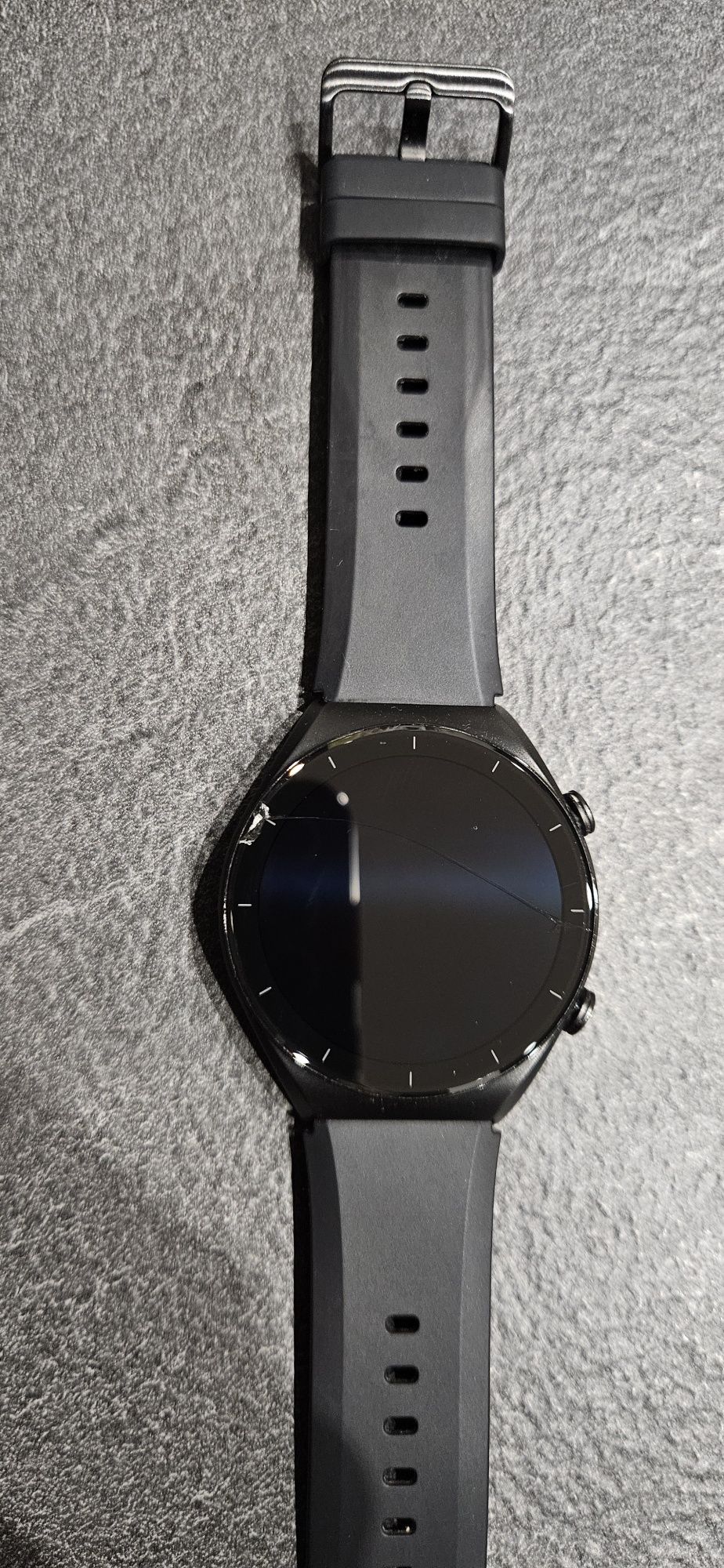 Xiaomi watch s1.