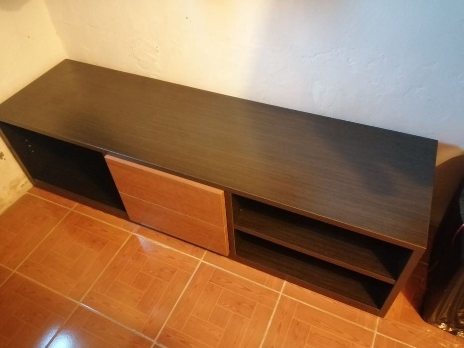 Aparador de televisão oportunidade como novo