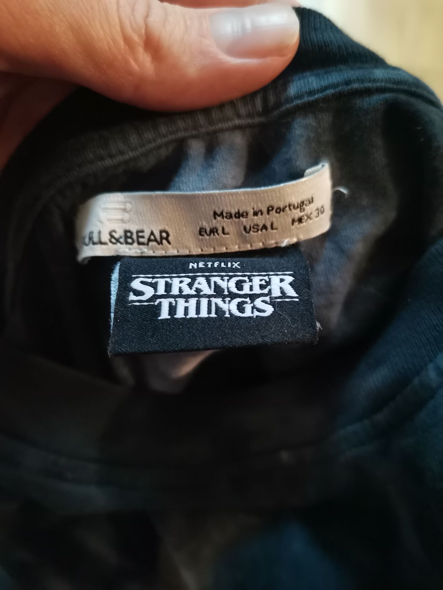 Pull&Bear Stranger Things krótka cienka bluza L