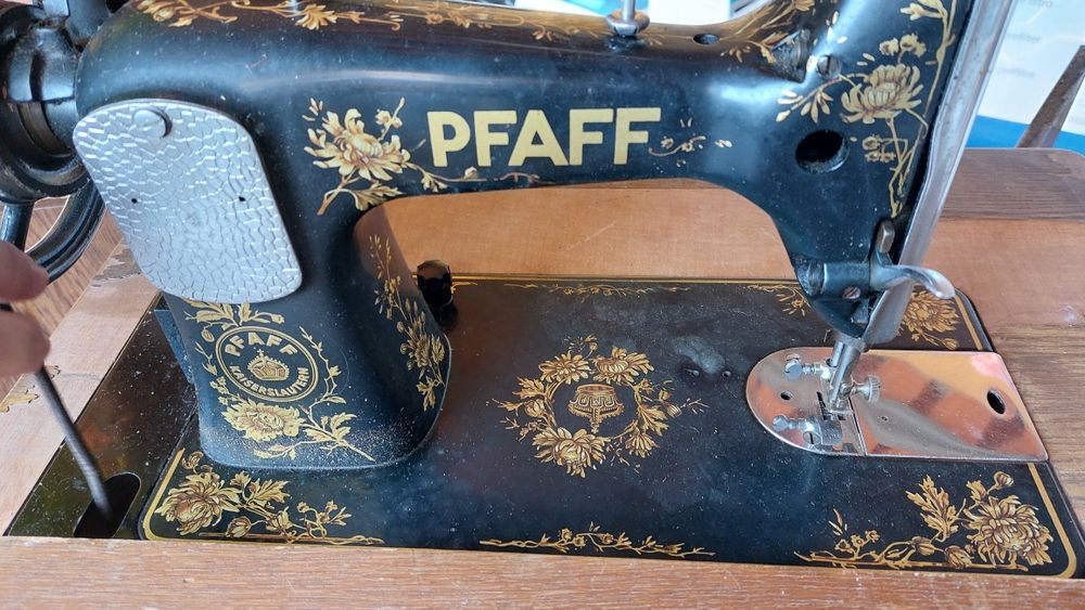 Máquina costura antiga PFAFF
