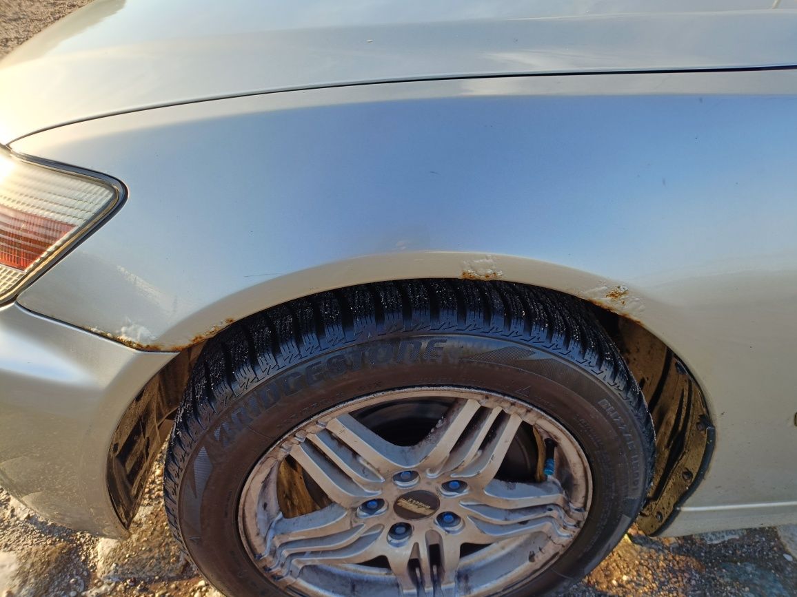 Sprzedam Lexus is 200