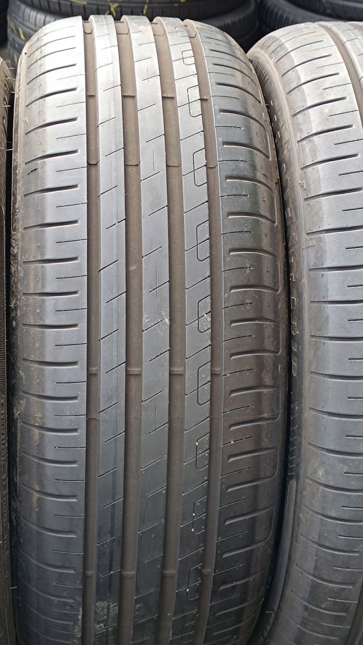 205/55R17 91V Goodyear EfficientGrip Performance