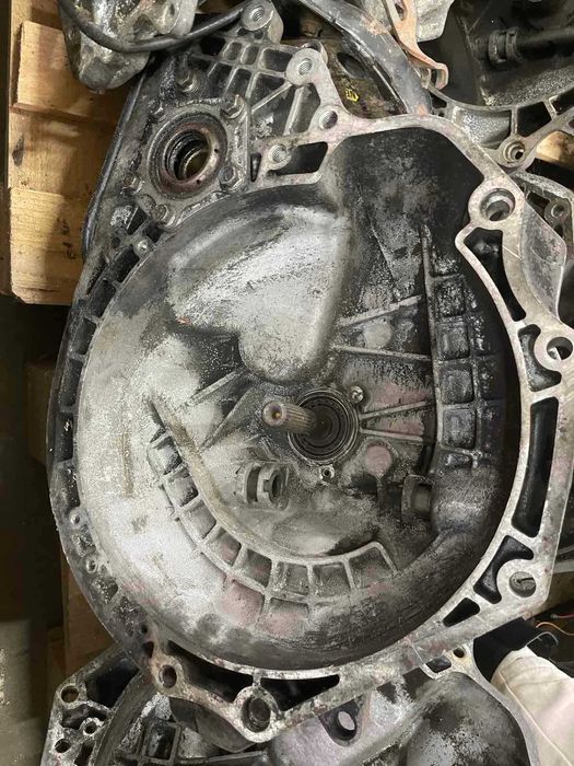 Коробка перемикання передач Ф18 Опель Астра Ф Вектра А F18W374
F18W357