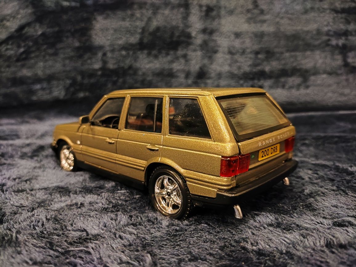 Range Rover 2001 Bburago 1:26