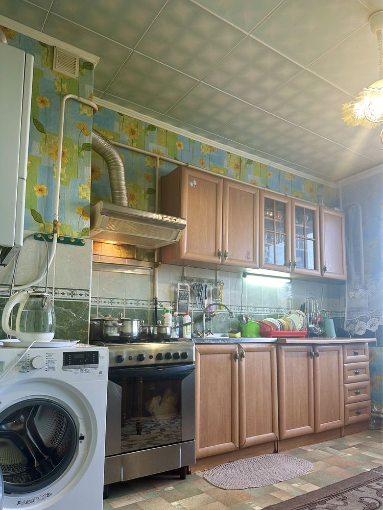 Дом с хоз постройками,  Глееватка
