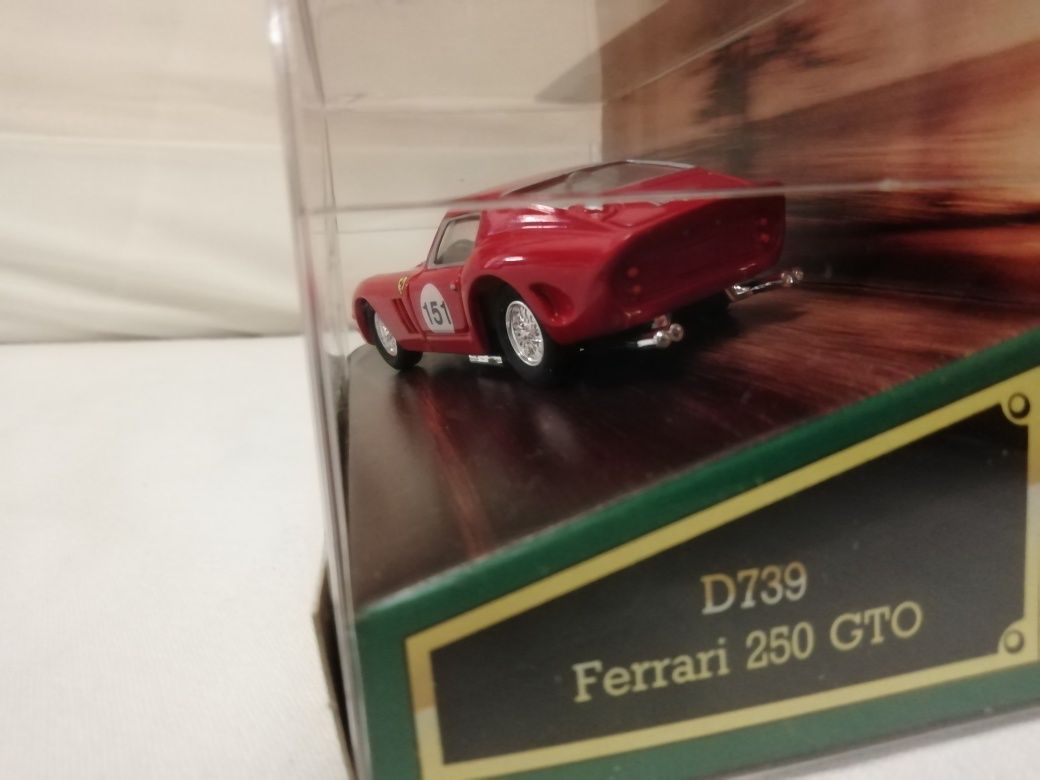 Ferrari 250 GTO 1:43 Corgi