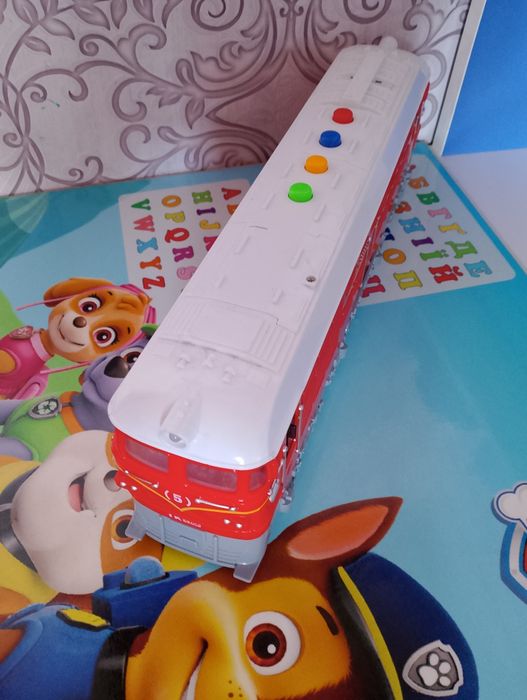 Інерційний музичний поїзд