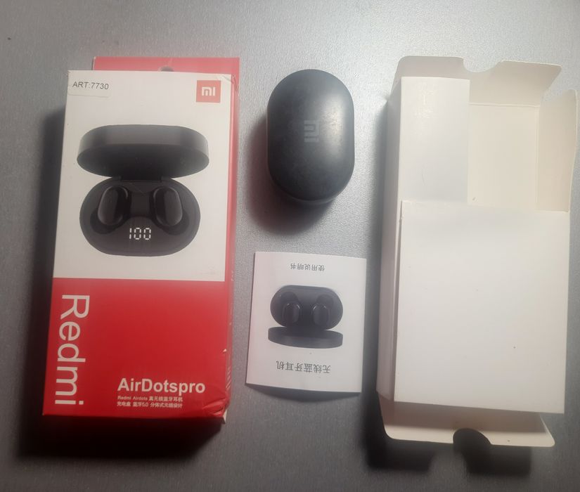 Продам кейс от наушников Redmi AigrDotspro