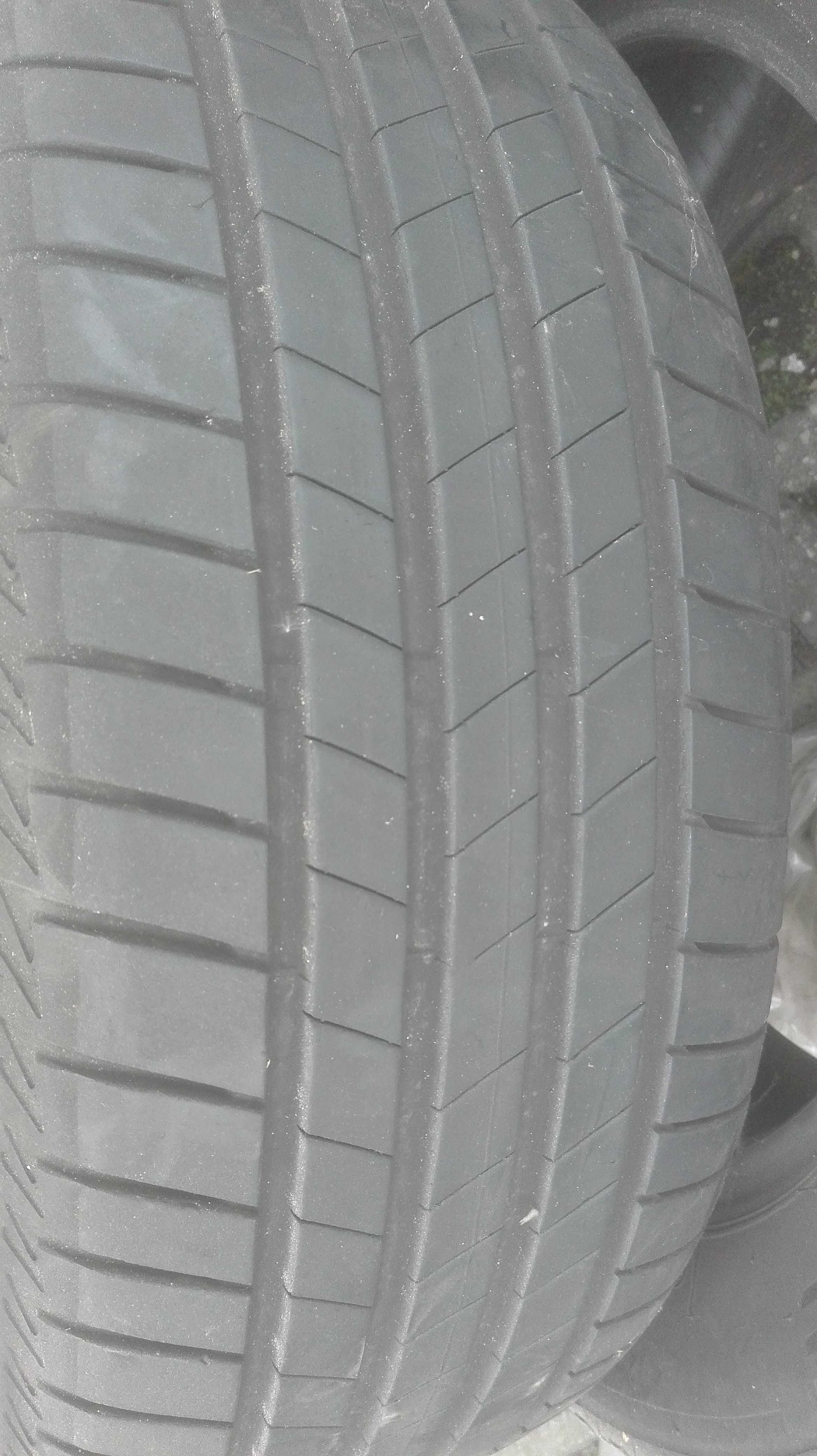 Komplet letnich opon 4 sztuki Bridgestone Turanza 205/55R16 91V do 7mm