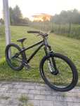 Canyon Stitched 360, Pike DJ, Chromag, Hope, Continental