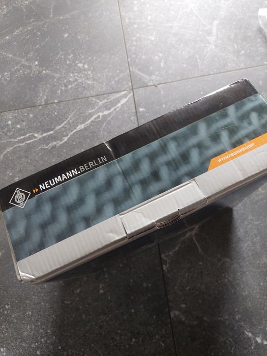 Mikrofon pojemnościowy studyjny Neumann TLM 102 STUDIO-SET Podcast str