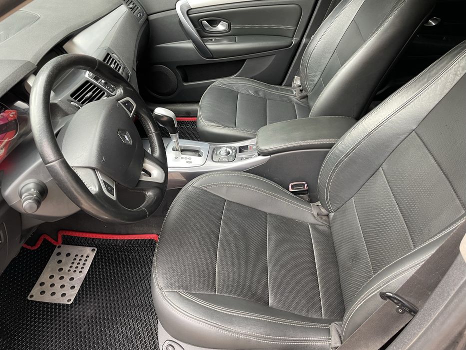 Renault Laguna 3 2.0 дизель Автомат