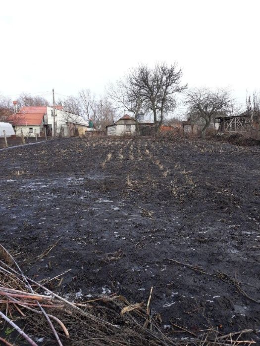 Дом в центре Мены с большим, хорошим участком