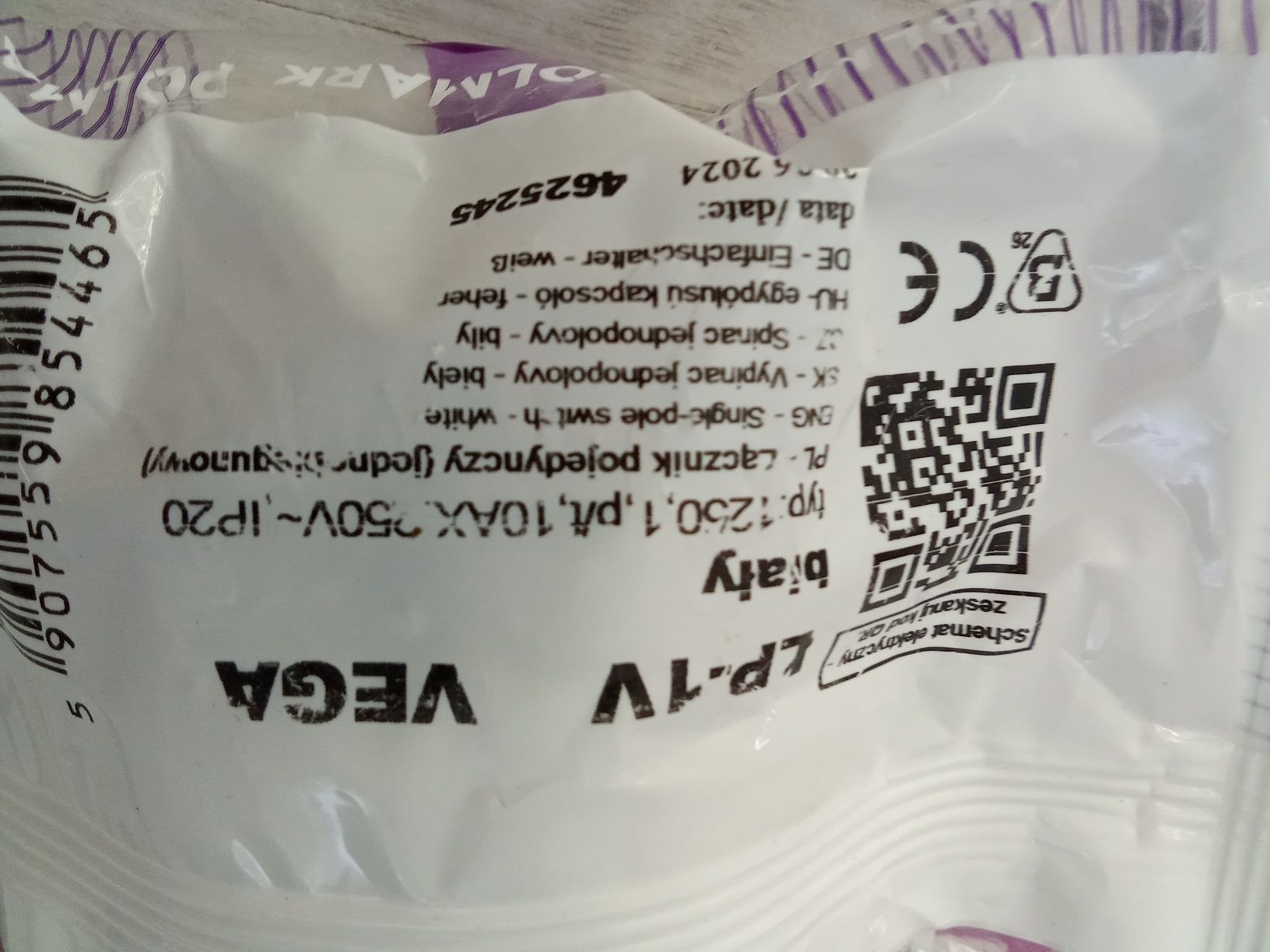 Włącznik pojedynczy i gniazdko bez uziemienia pojedyncze NOWE